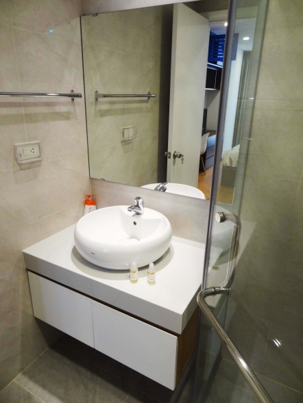 Nice and clean two bedrooms apartment in Hong Kong tower, Ha Noi
